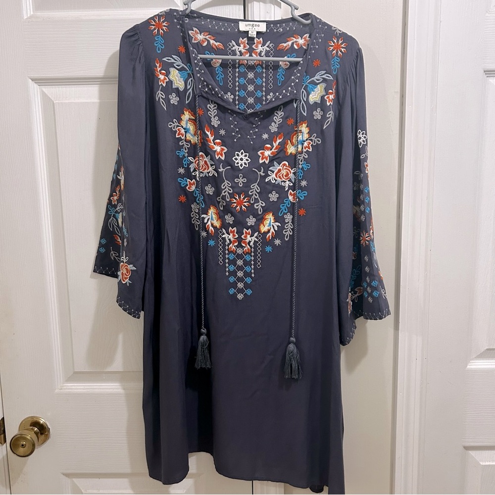 Umgee Slate Blue Floral Embroidered Bohemian Dress Size Medium